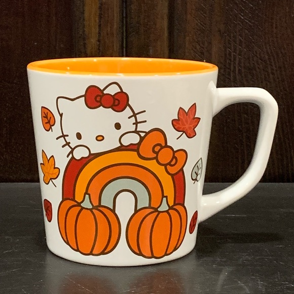 Hello Kitty Pumpkins Rainbow & Autumn Leaves 17oz Ceramic Mug - Picture 2 of 8